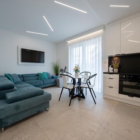 Apartament Z Tarasem Morska 8 Rewal 50M Do Morza Apartment Exterior foto